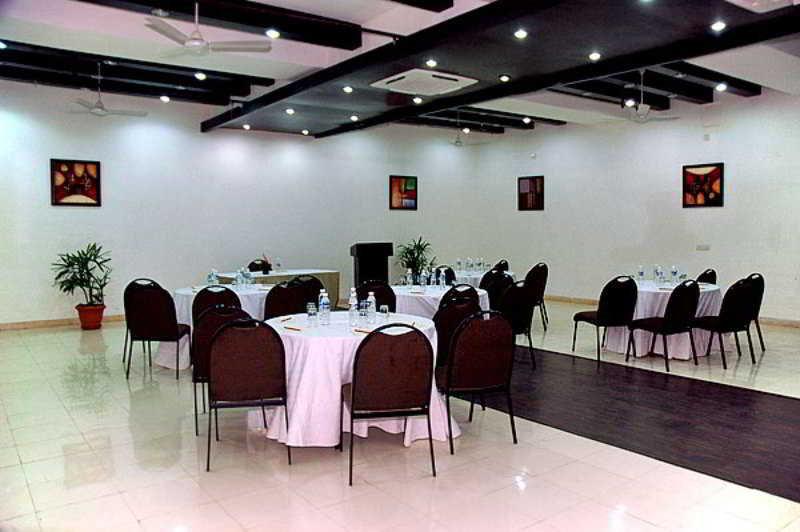 ניו דלהי Jht Hotels מראה חיצוני תמונה