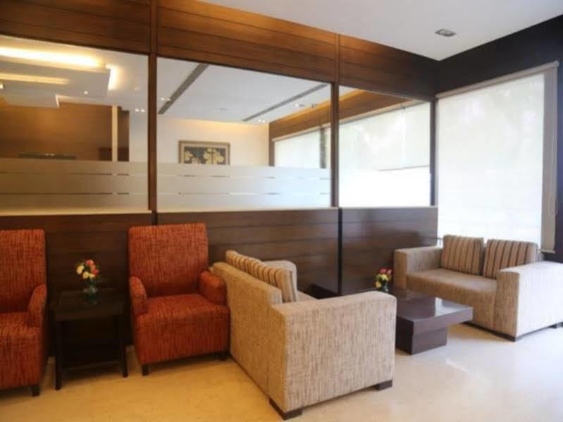 ניו דלהי Jht Hotels מראה חיצוני תמונה