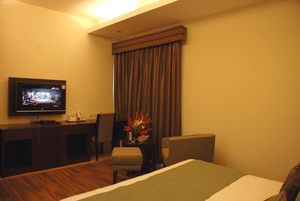 ניו דלהי Jht Hotels מראה חיצוני תמונה