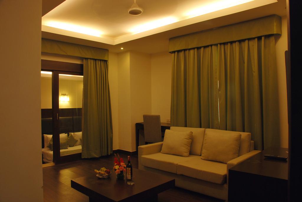 ניו דלהי Jht Hotels מראה חיצוני תמונה